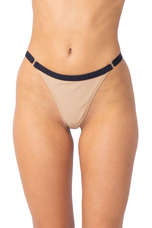Colaless Coco Nude