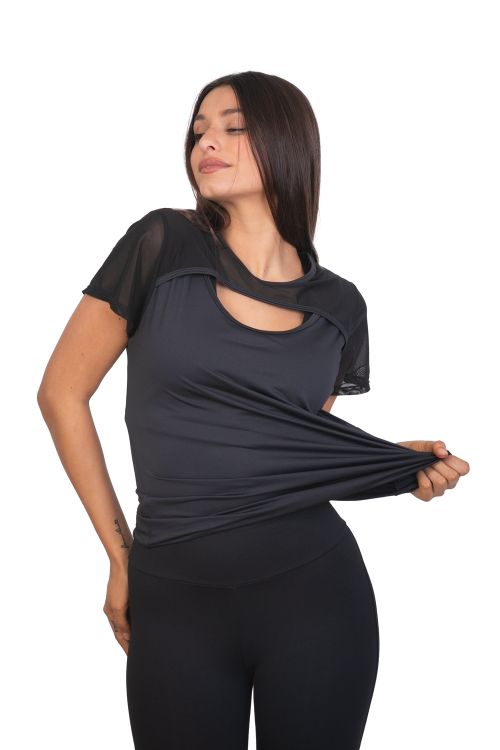 Remera Khloe Negro